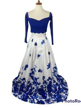 Sequin Hearts Formal Dress 2 piece formal blue roses Womens size 3